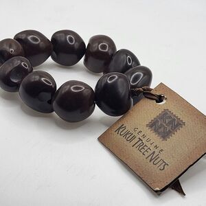 NWT Stretchy Kukui Nut Bracelet 8in